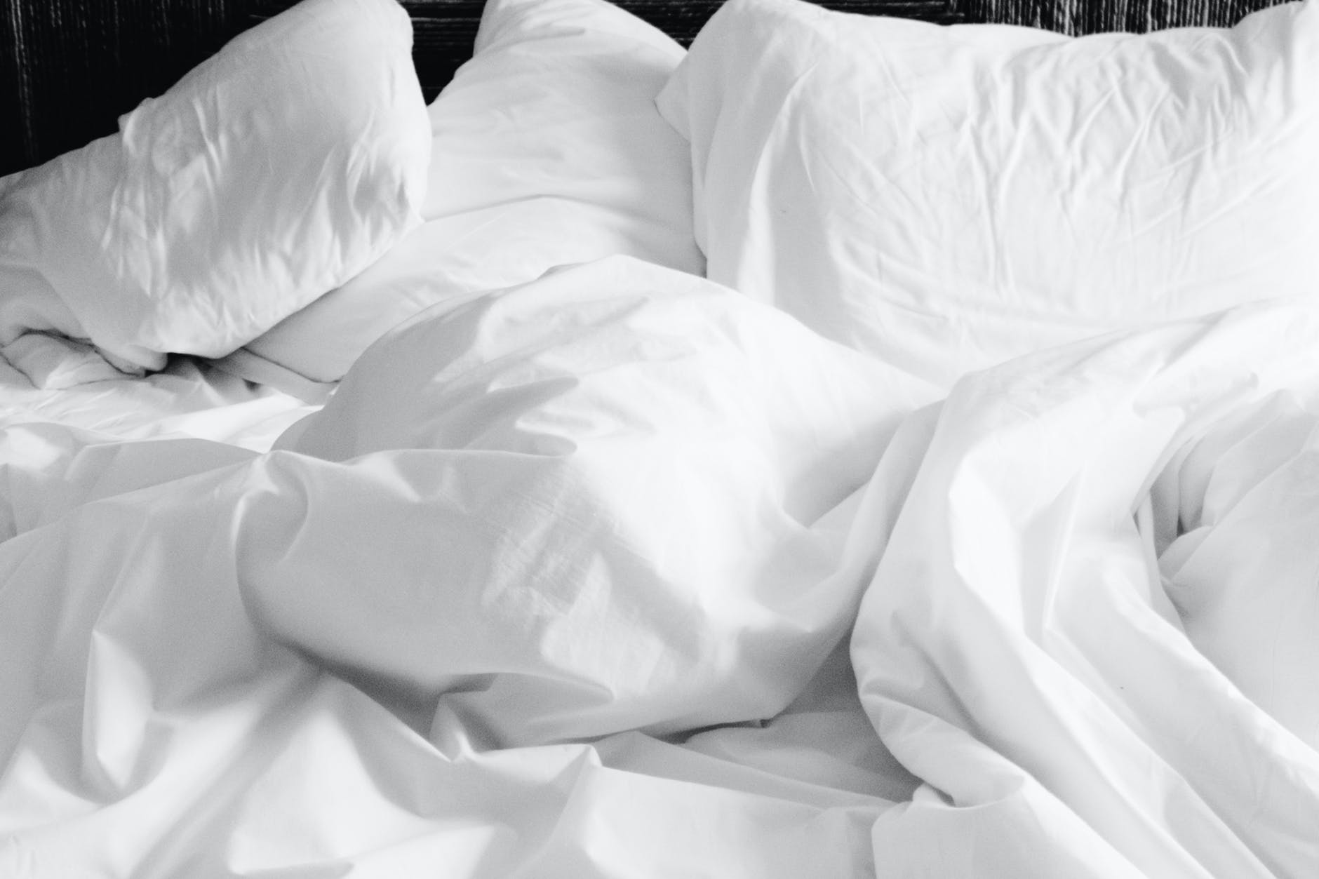 white bed comforter